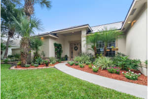 890 SW Lighthouse Drive, Palm City, FL 34990 Sold 08/30/23