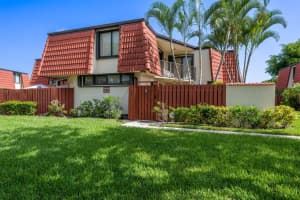 3728  Victoria Drive, West Palm Beach, FL 33406 Sold 08/31/23