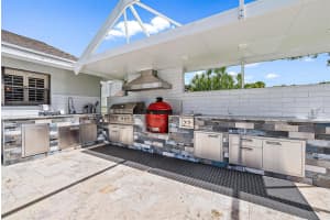 16730  Willow Creek Drive, Delray Beach, FL 33484 Sold 10/13/23