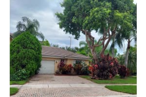 5356 NW 89th Avenue, Sunrise, FL 33351 Sold 09/01/23