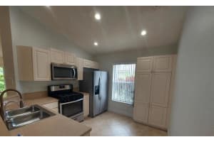 5356 NW 89th Avenue, Sunrise, FL 33351 Sold 09/01/23