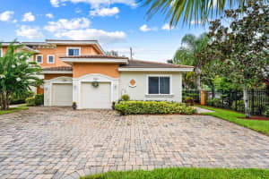 2481  Langrove Lane  SW, Vero Beach, FL 32962 Sold 09/22/23