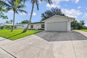 186  Martin Circle, Royal Palm Beach, FL 33411 Sold 09/12/23