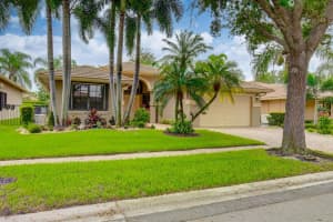7903  Via Grande, Boynton Beach, FL 33437 Sold 10/10/23