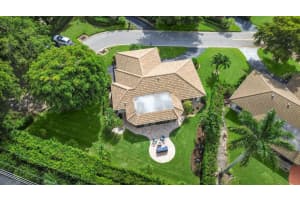 720  Muirfield Circle, Atlantis, FL 33462 Sold 09/25/23
