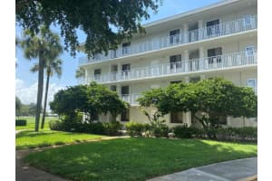 2441 Village Boulevard 101, West Palm Beach, FL 33409 Sold 11/08/23