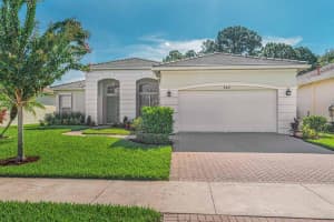345 SW Lake Forest Way, Port St Lucie, FL 34986 Sold 02/09/24