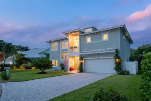 3950 NE Joes Point Road, Stuart, FL 34996 Sold 03/25/24