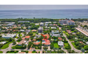 136 NE Olive Way, Boca Raton, FL 33432 Sold 06/03/24