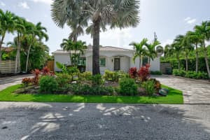 136 NE Olive Way, Boca Raton, FL 33432 Sold 06/03/24