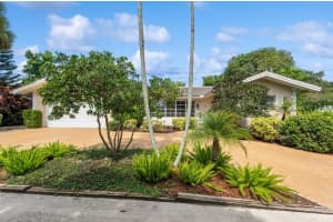 555 SW 8th Terrace, Boca Raton, FL 33486 Sold 09/07/23