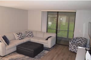 5190  Las Verdes Circle   117, Delray Beach, FL 33484 Sold 09/27/23
