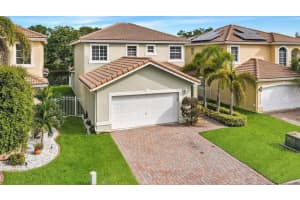 699  Perdido Heights Drive, West Palm Beach, FL 33413 Sold 10/17/23