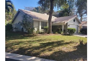 1521 Riverwood Ln, Coral Springs, FL 33071, Sold 09/25/23