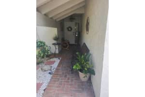 1521 Riverwood Ln, Coral Springs, FL 33071, Sold 09/25/23