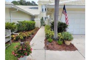 2423 SW Foxpoint Trail, Palm City, FL 34990, Sold 10/16/23
