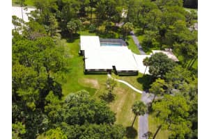 2370  Deer Run Boulevard, The Acreage, FL 33470 Sold 10/14/23