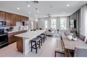 1822 SE Ocean Cove Way   015, Stuart, FL 34996 Sold 10/06/23