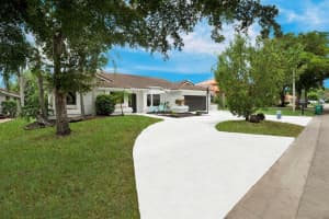 4711 NW 60 Lane, Coral Springs, FL 33067 Sold 09/29/23