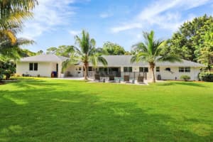 19980  Castlewood Drive, Jupiter, FL 33458 Sold 10/25/23