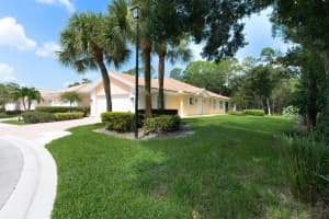 739 SW Tamarrow Place, Stuart, FL 34997 Sold 10/31/23