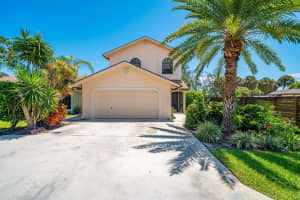 1324 N Lakeside Dr, Lake Worth Beach, FL 33460, Sold 09/12/24