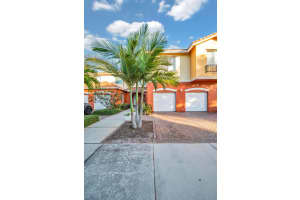 53 SE Sedona 105 Circle   105, Stuart, FL 34994 Sold 08/31/23