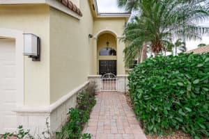 4005  Torres Circle, West Palm Beach, FL 33409 Sold 10/13/23