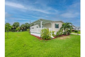 202 NE Woods Way, Jensen Beach, FL 34957 Sold 09/13/23