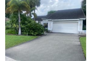 701 SW 34th Ave, Boynton Beach, FL 33435, Sold 08/01/23