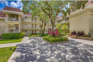 5510  Tamberlane Circle   142, Palm Beach Gardens, FL 33418 Sold 01/08/24