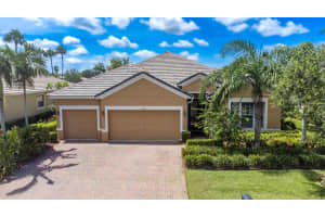 4224  Diamond Square, Vero Beach, FL 32967 Sold 03/11/24