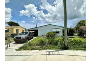 2600  M Avenue, Riviera Beach, FL 33404 Sold 12/05/23