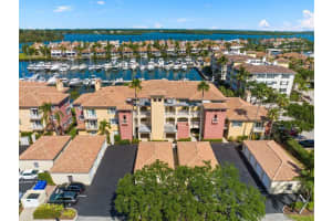 5520 N Harbor Village Drive   302, Vero Beach, FL 32967 Sold 11/30/23