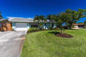 9053 SE Sandridge Avenue, Hobe Sound, FL 33455 Sold 09/13/23