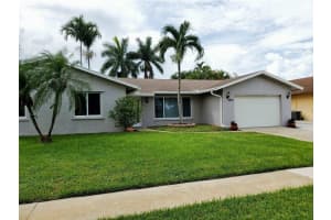 5073  Woodstone Circle  N, Lake Worth Beach, FL 33463 Sold 09/15/23