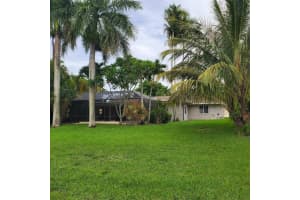 5073  Woodstone Circle  N, Lake Worth Beach, FL 33463 Sold 09/15/23