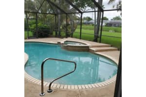 5073  Woodstone Circle  N, Lake Worth Beach, FL 33463 Sold 09/15/23