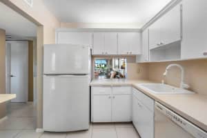 29  Yacht Club Drive   304, North Palm Beach, FL 33408 Sold 09/18/23