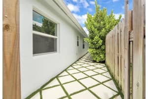 17572  Cinquez Park Road  W, Jupiter, FL 33458 Sold 11/13/23