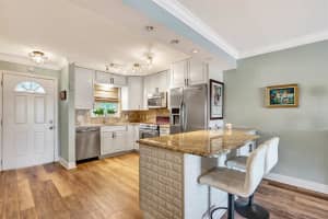 200 N El Mar Drive   102, Jensen Beach, FL 34957 Sold 12/21/23