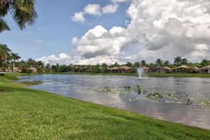 6655 SE Twin Oaks Circle, Stuart, FL 34997 Sold 09/25/23