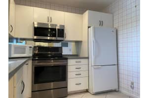 2532  Boundbrook Drive  S 102, West Palm Beach, FL 33406 Sold 11/21/23