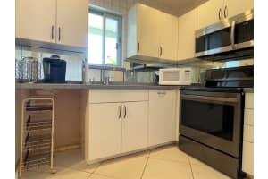 2532  Boundbrook Drive  S 102, West Palm Beach, FL 33406 Sold 11/21/23