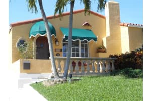 830  Biscayne Drive, West Palm Beach, FL 33401 Sold 09/29/23