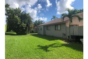 8  Cambridge Place, Boynton Beach, FL 33426 Sold 03/13/24