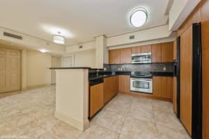625  Casa Loma Boulevard   909, Boynton Beach, FL 33435 Sold 06/14/24