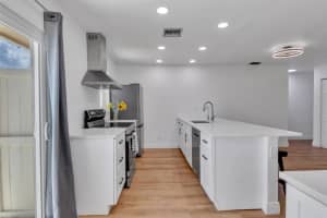 203 SE 1st Circle, Boynton Beach, FL 33435 Sold 09/15/23