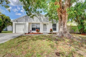 1185  Grandview Circle, Royal Palm Beach, FL 33411 Sold 09/12/23