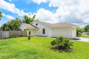 84 SE Ontario Way, Stuart, FL 34997 Sold 09/11/23